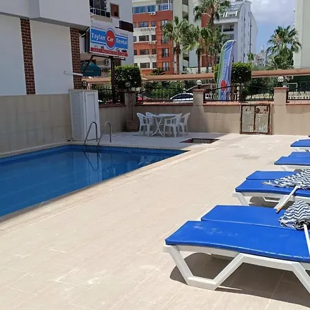 Oba Palace 100 M To The Beach Алания